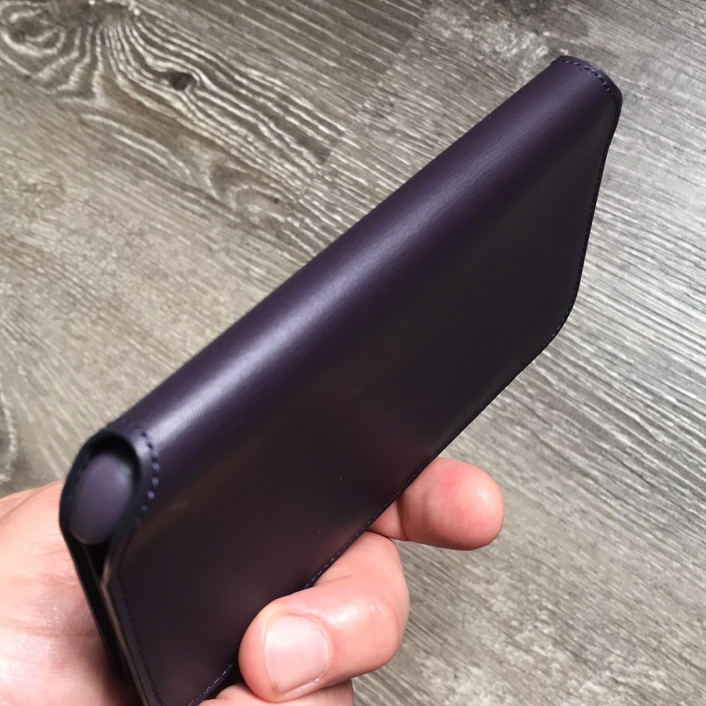 Apple - Picture 3 of 12